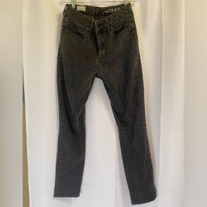 Gap 1969 high rise skinny black jeans size 27 short